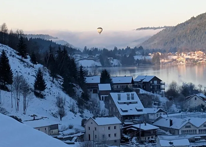 Entre Et Pistes Apartmán